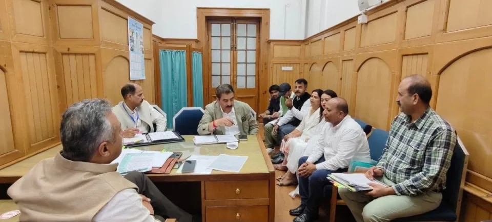 Departmental meeting in the office